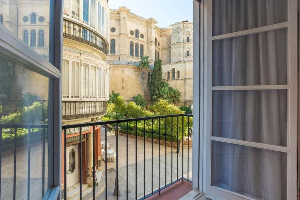 Cathedral Suites Malaga Bilik gambar